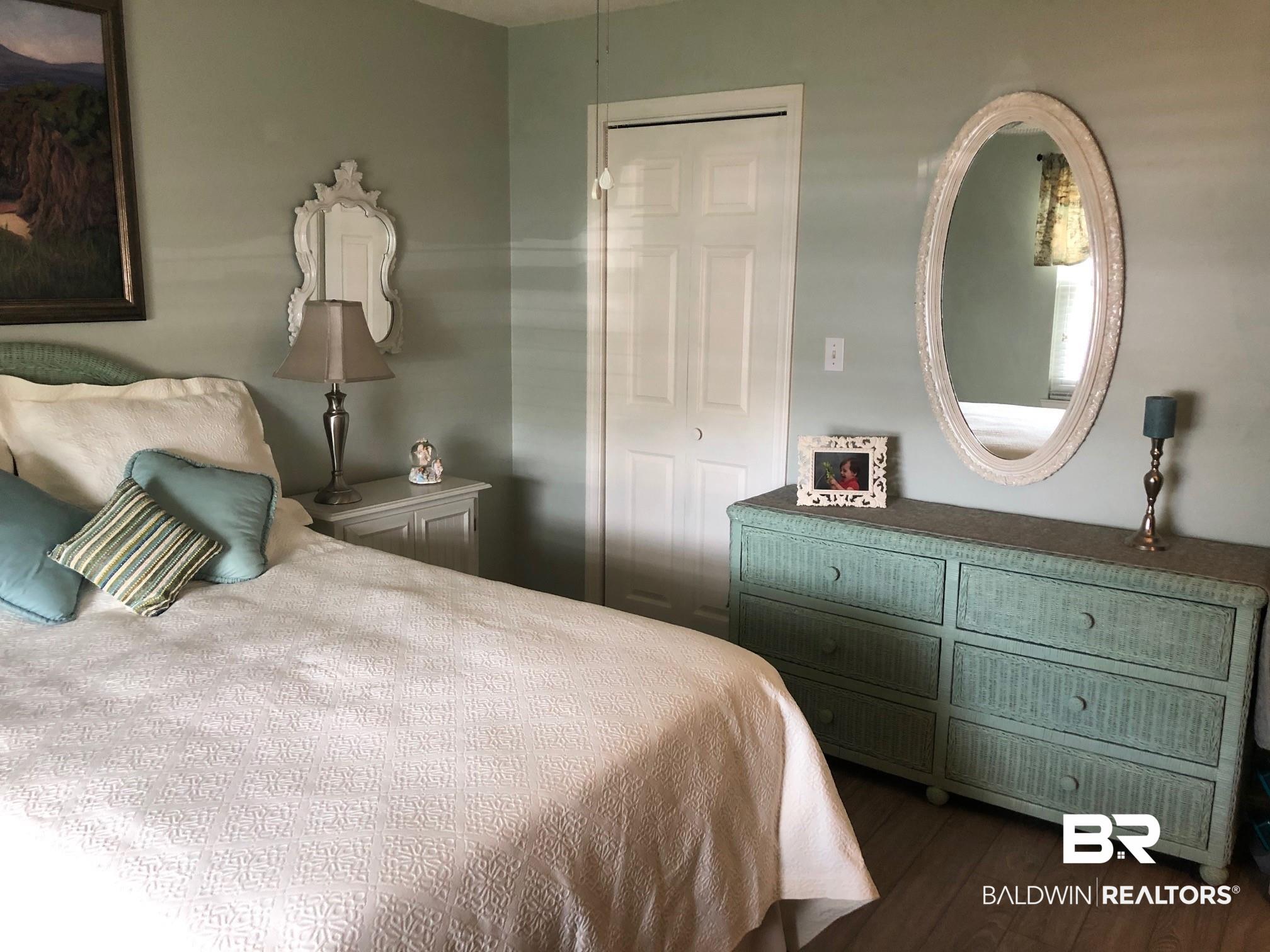 9474 Villas Drive Foley, AL 36535 - Photo 16 of 19 Guest bedroom