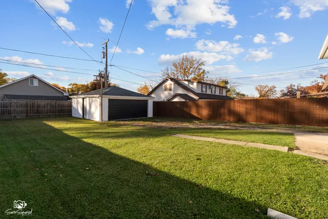 $199,900 | 607 Cayuga Street, Joliet, IL 60432