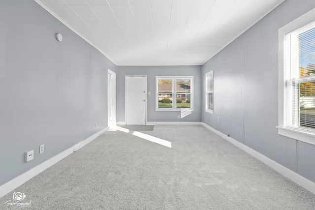 $199,900 | 607 Cayuga Street, Joliet, IL 60432