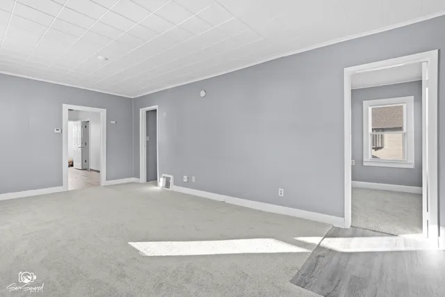 $199,900 | 607 Cayuga Street, Joliet, IL 60432