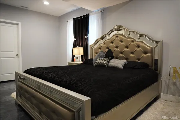 $449,900 | 180 South 4th Avenue, Deer Trail, CO 80105