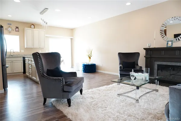 $449,900 | 180 South 4th Avenue, Deer Trail, CO 80105