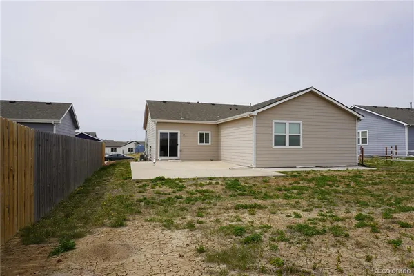 $449,900 | 180 South 4th Avenue, Deer Trail, CO 80105