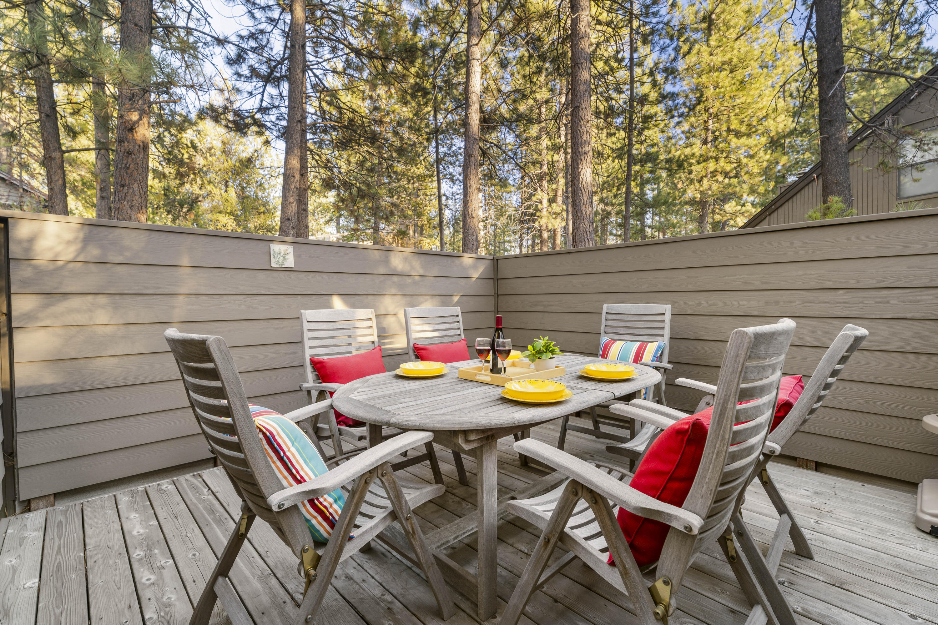 57532 Tamarack Lane, Unit 10 Sunriver, OR 97707 - Photo 17 of 21 Deck area