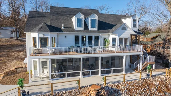 $2,250,000 | 2858 Big Island Drive, Roach, MO 65787