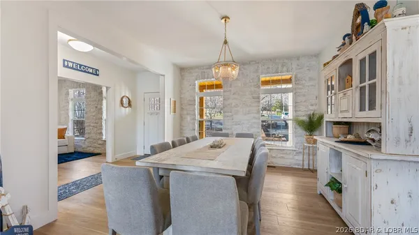 $2,250,000 | 2858 Big Island Drive, Roach, MO 65787