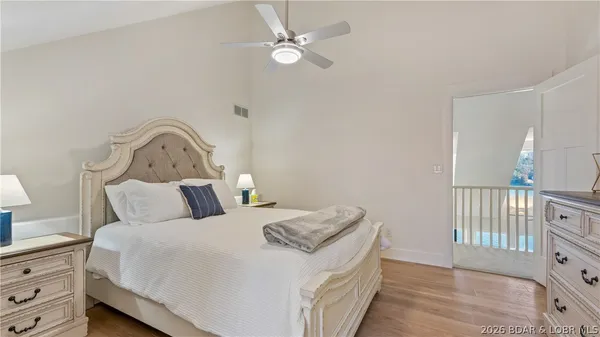 $2,250,000 | 2858 Big Island Drive, Roach, MO 65787