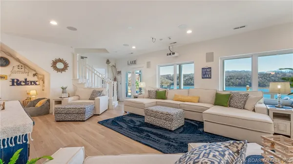 $2,250,000 | 2858 Big Island Drive, Roach, MO 65787