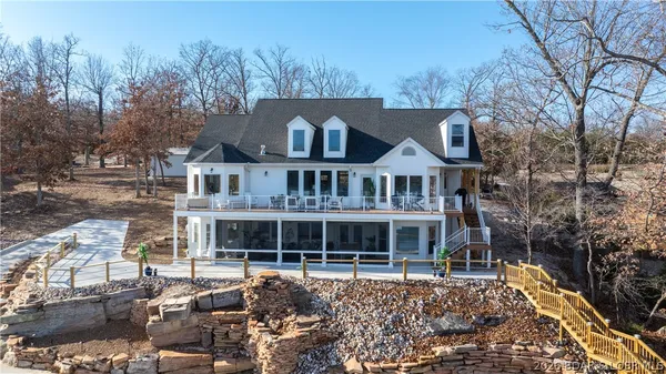 $2,250,000 | 2858 Big Island Drive, Roach, MO 65787