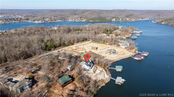 $2,250,000 | 2858 Big Island Drive, Roach, MO 65787