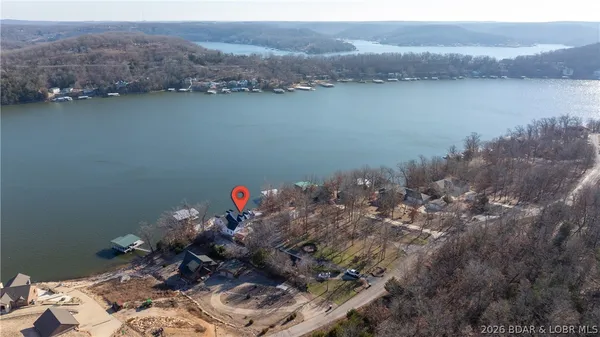 $2,250,000 | 2858 Big Island Drive, Roach, MO 65787