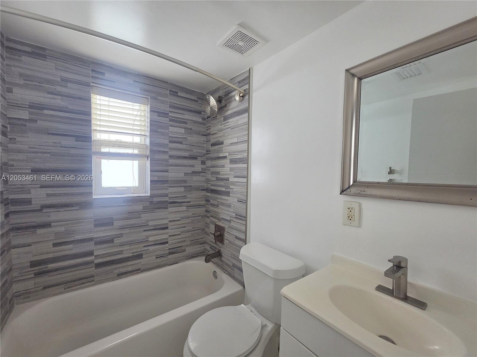 1767 Northwest 3rd Avenue, Unit 17 Miami, FL 33136 - Photo 5 of 11