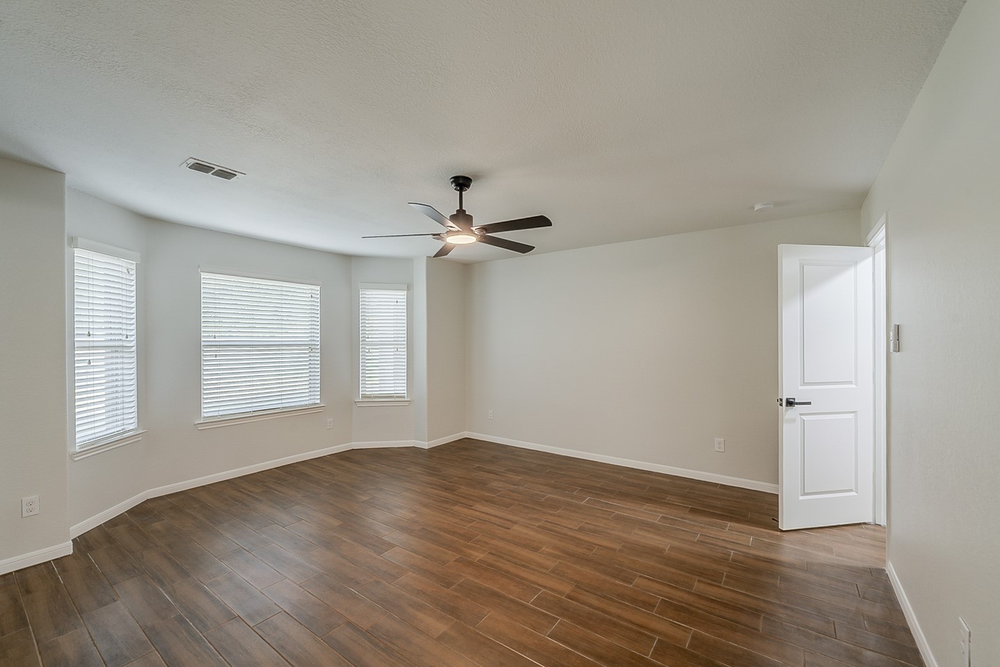 9610 Ocean Drive Rosharon, TX 77583 - Photo 14 of 20