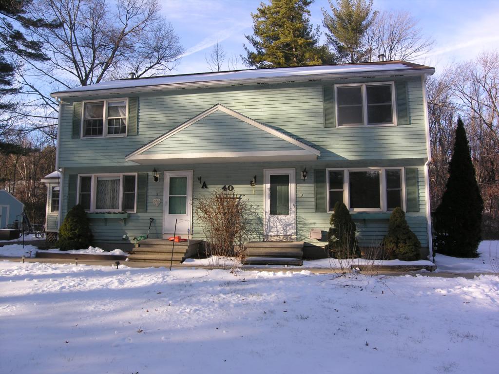40 B Windham Road Hudson, NH 03051 - Photo 1 of 22