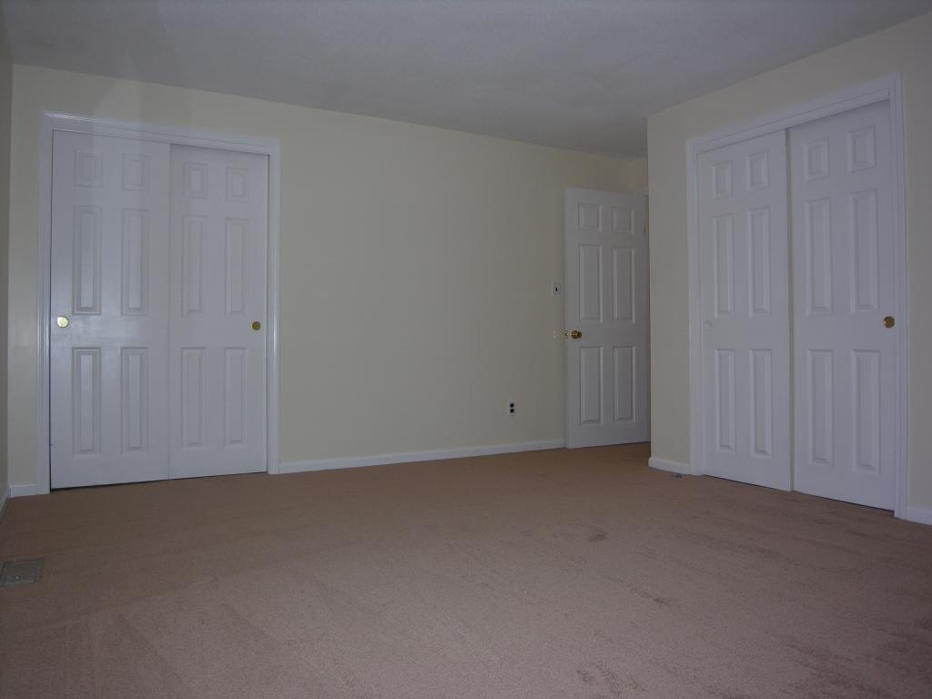 40 B Windham Road Hudson, NH 03051 - Photo 11 of 22