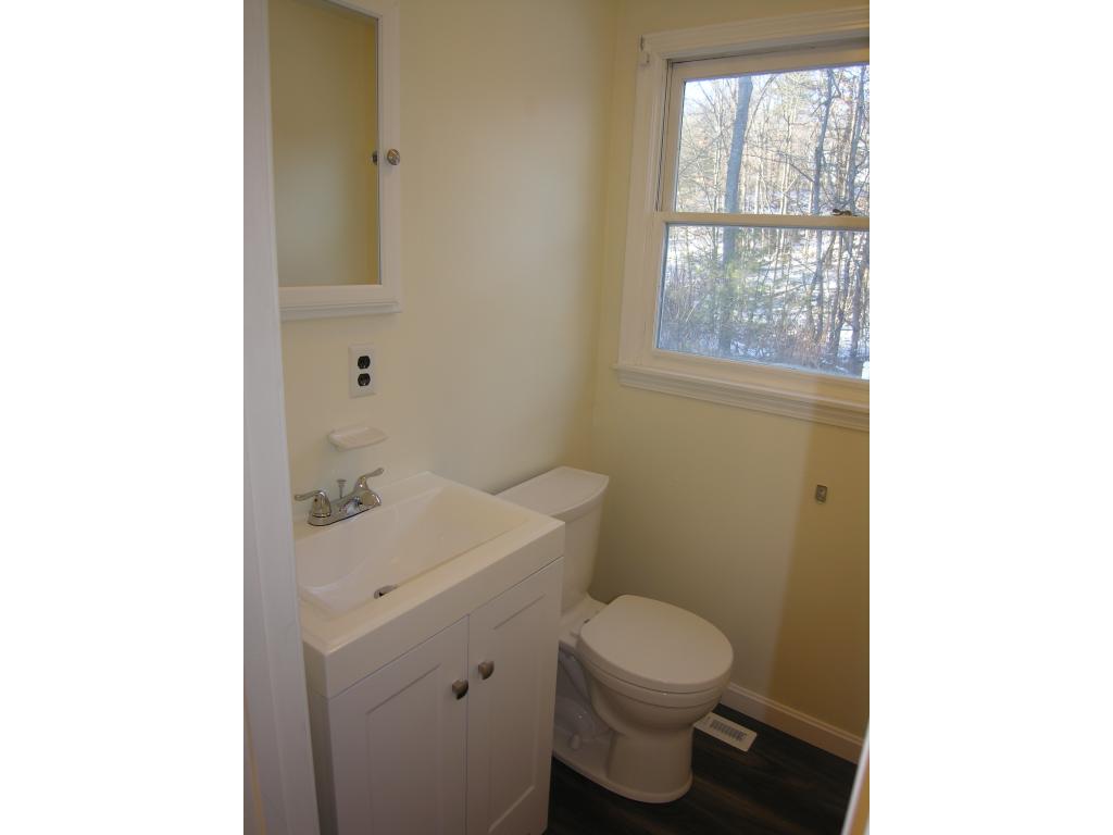 40 B Windham Road Hudson, NH 03051 - Photo 15 of 22