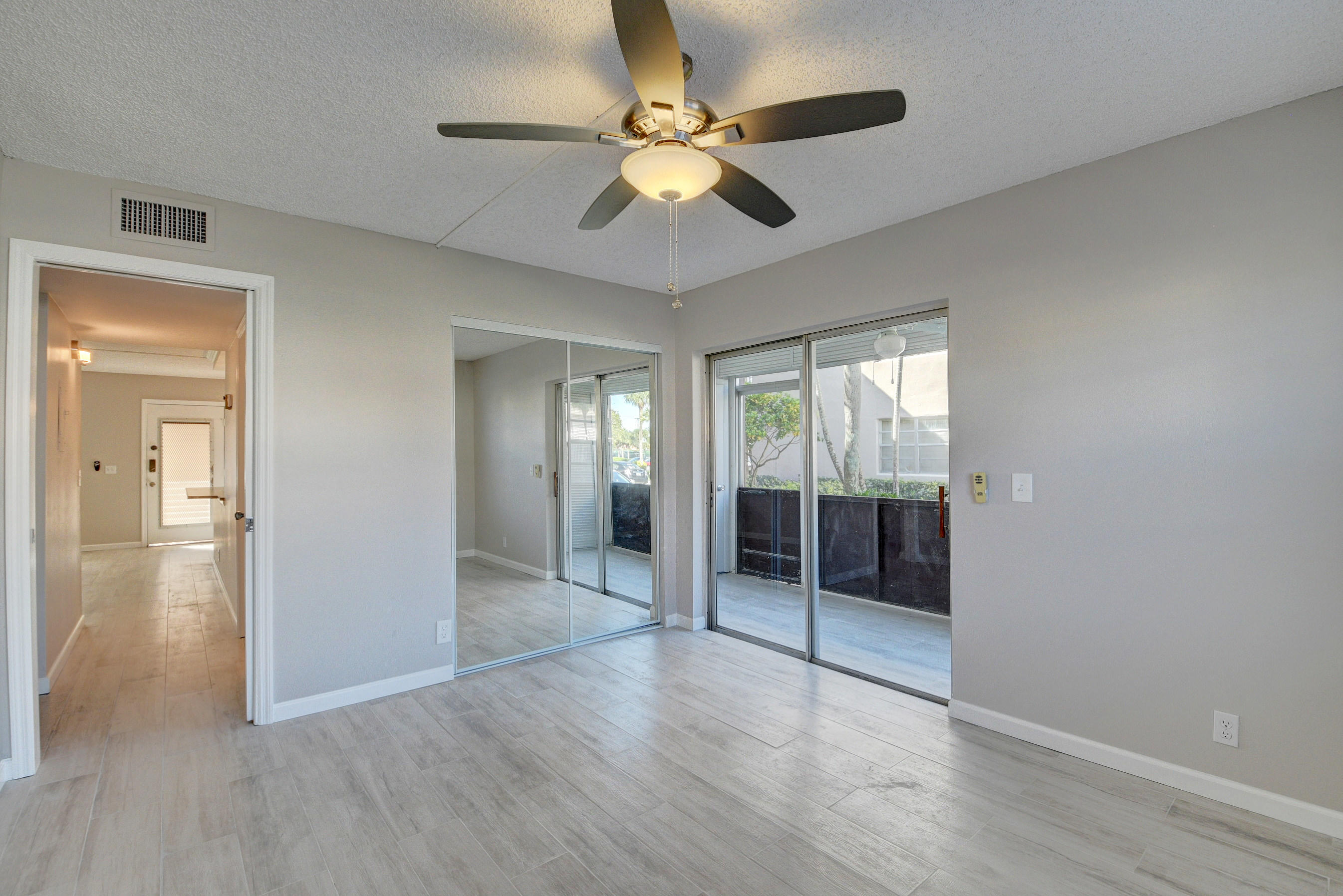 644 Normandy Lane Delray Beach, FL 33484 - Photo 18 of 43 DSC_4071_2_3_4_5