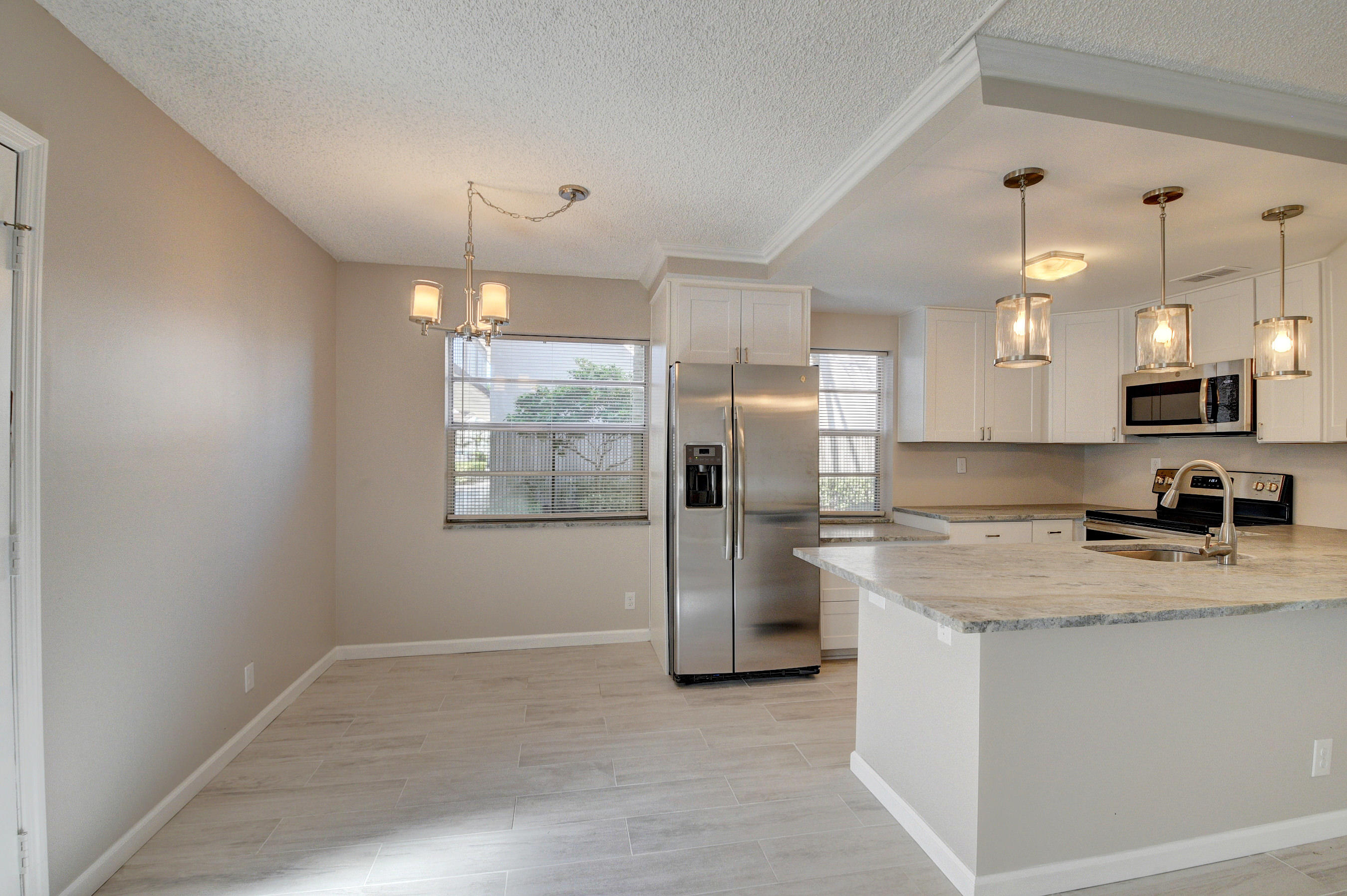 644 Normandy Lane Delray Beach, FL 33484 - Photo 8 of 43 DSC_4021_2_3_4_5