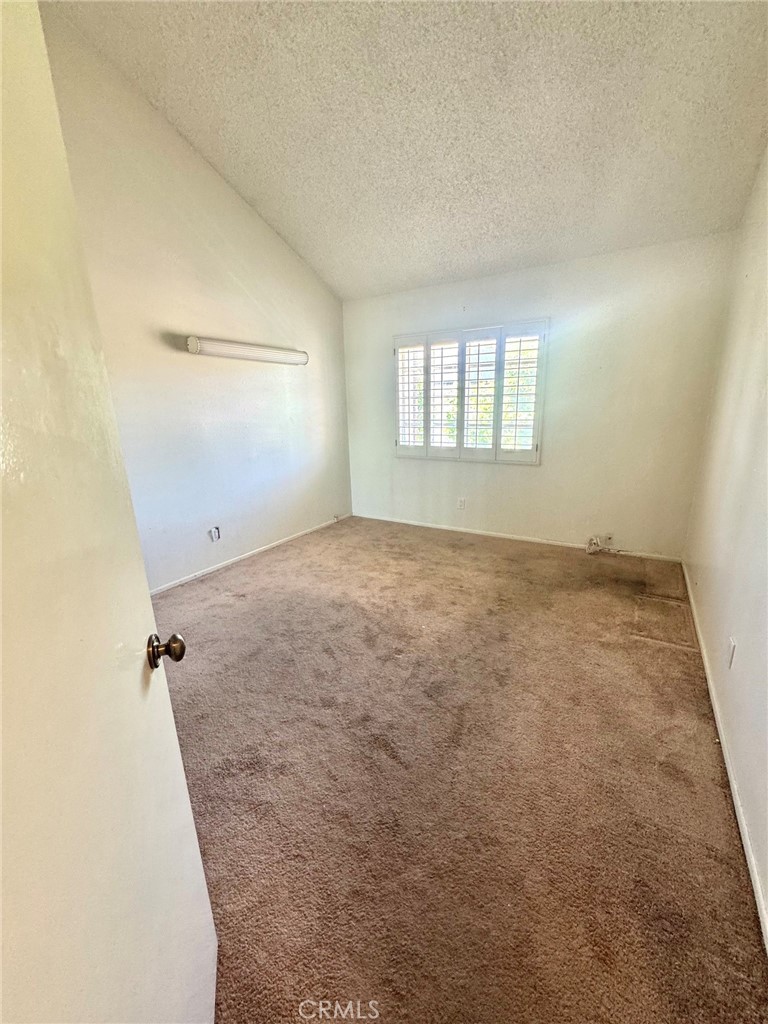 8939 Gallatin Road, Unit 16 Pico Rivera, CA 90660 - Photo 8 of 17 BEDROOM