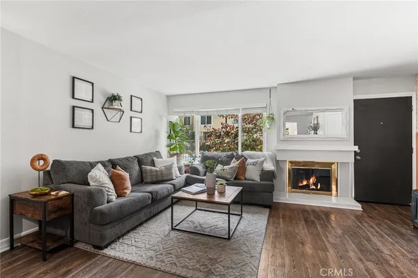 $599,000 | 101 West Riverdale Avenue, Unit 60, Orange, CA 92865