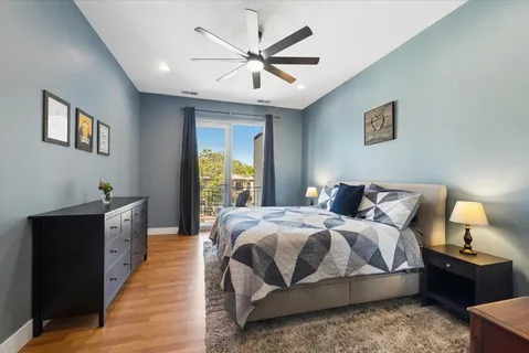 $715,000 | 2242 West Chicago Avenue, Unit 301, Chicago, IL 60622