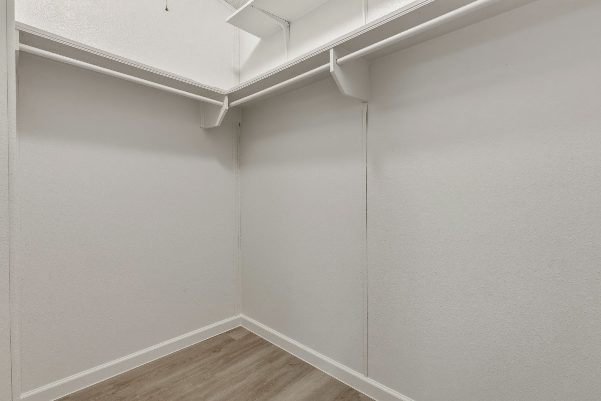 340 Red Hawk Drive Dale, TX 78616 - Photo 24 of 39 Primary Walk in closet