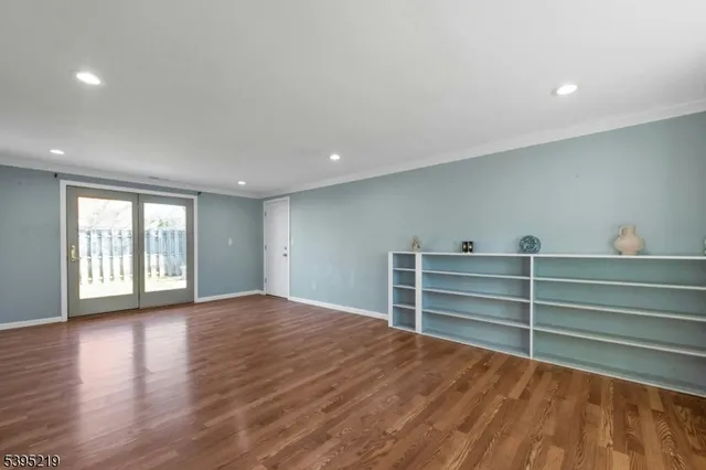 $585,000 | 52 Greenbrook Road, Middlesex, NJ 08846