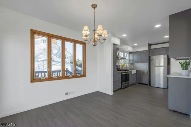 $585,000 | 52 Greenbrook Road, Middlesex, NJ 08846