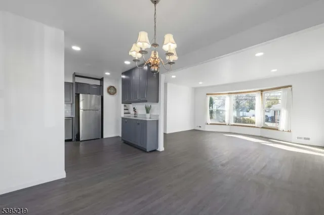 $585,000 | 52 Greenbrook Road, Middlesex, NJ 08846