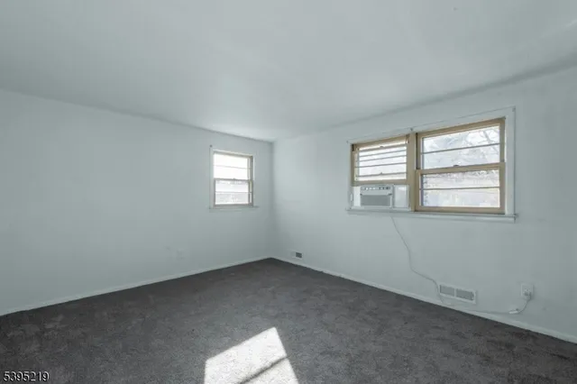 $585,000 | 52 Greenbrook Road, Middlesex, NJ 08846