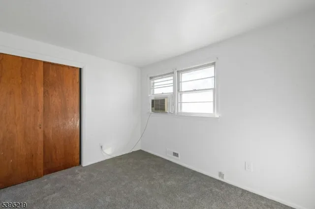 $585,000 | 52 Greenbrook Road, Middlesex, NJ 08846