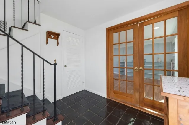 $585,000 | 52 Greenbrook Road, Middlesex, NJ 08846