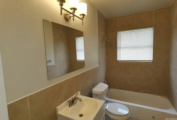 $1,600 | 119 Knollwood Drive, San Antonio, TX 78227