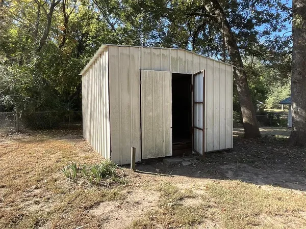 a backyard of a house