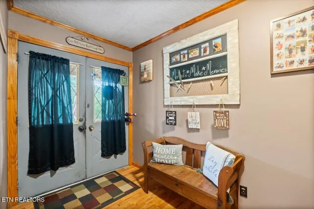 $424,700 | 1976 Smokey Creek Road, Huntsville, TN 37756