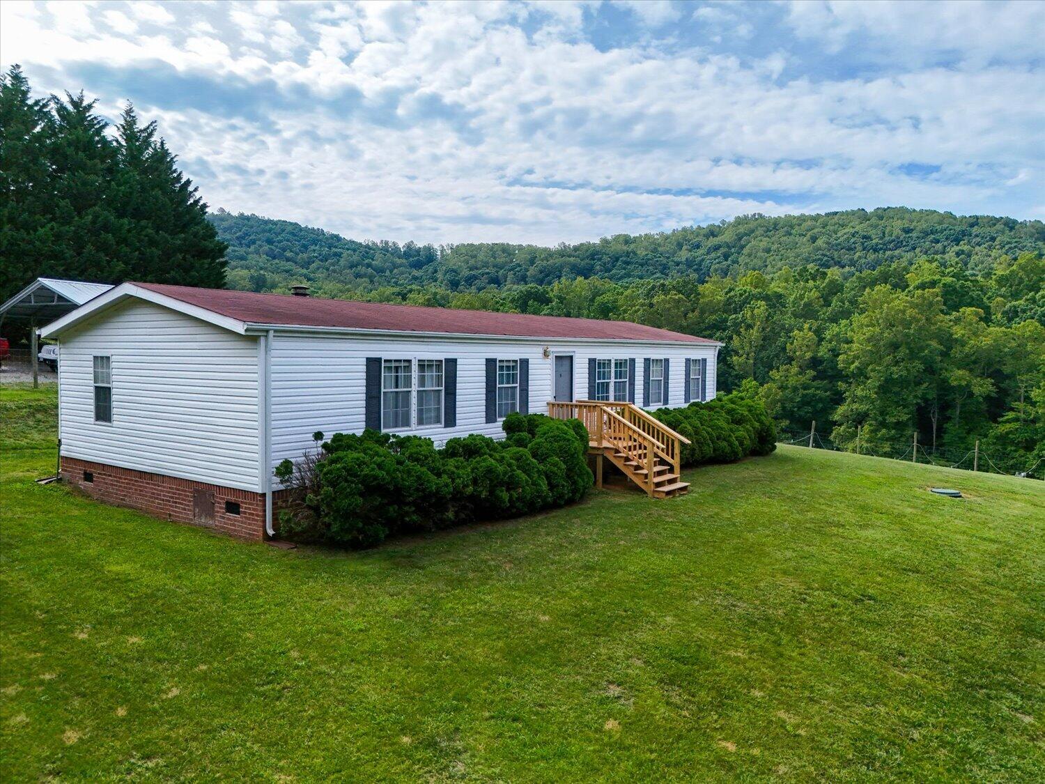 1107 Green Mountain Road Vinton, VA 24179 - Photo 24 of 41 22-1107 Green Mountain-22