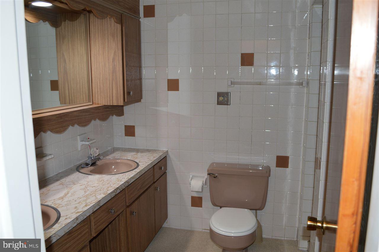 495 Short Road Thomasville, PA 17364 - Photo 23 of 33 Gallery Image 23