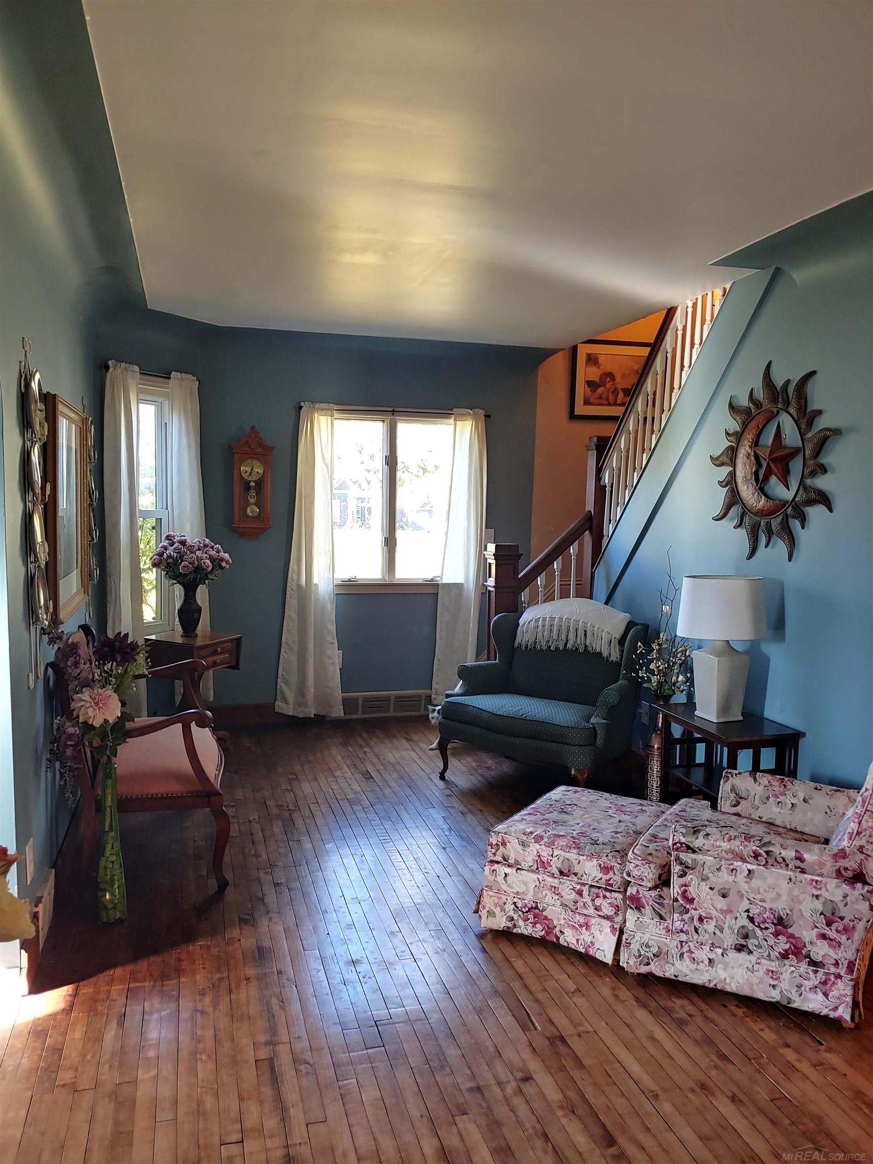 232 Sanilac Road Sandusky, MI 48471 - Photo 4 of 18 50128152-3.JPG