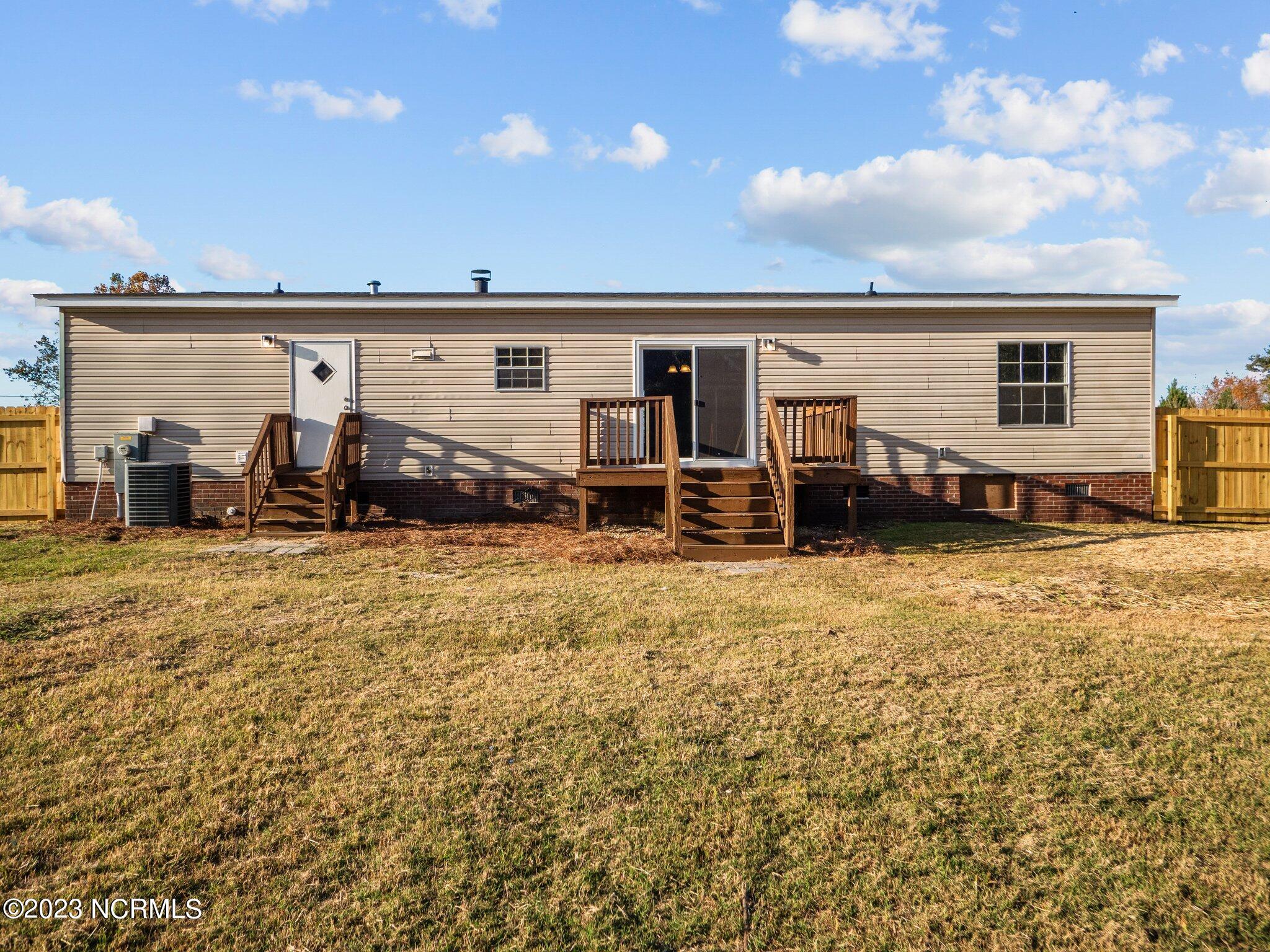 135 Reedy Lane Beulaville, NC 28518 - Photo 37 of 50 6-web-or-mls-06