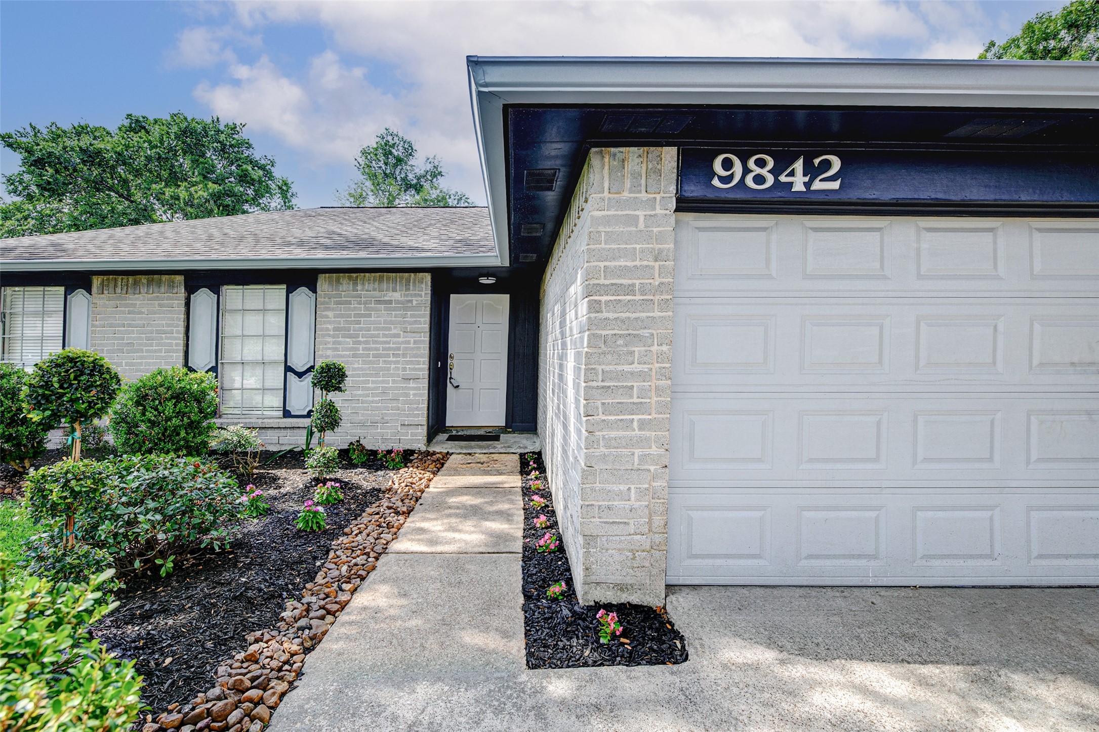 9842 Shell Rock Road La Porte, TX 77571 - Photo 1 of 27