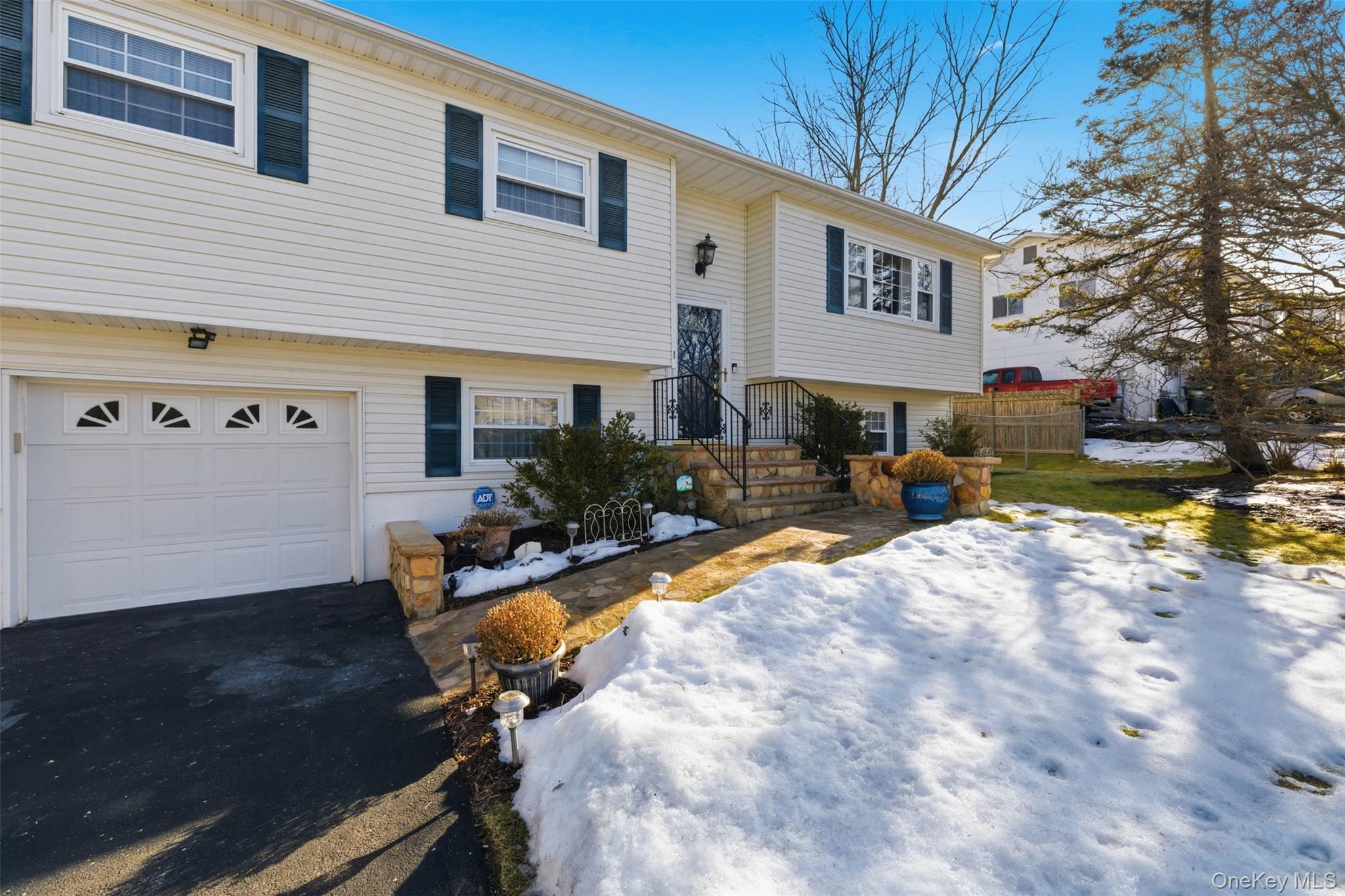 1 Weather Vane Way Middletown, NY 10940 - Photo 4 of 41 a view of a house with backyard and sitting area