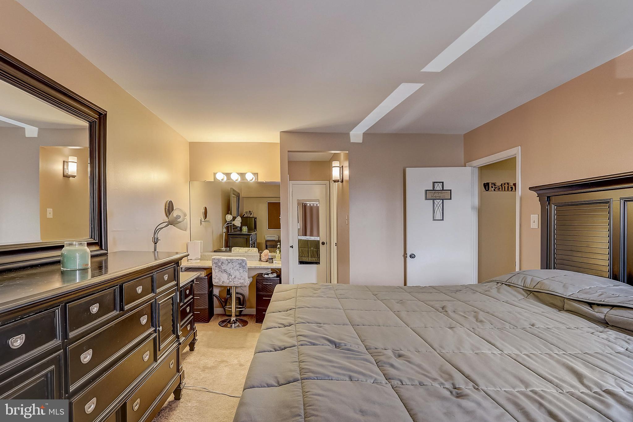 8960 Krewstown Road, Unit 316 Philadelphia, PA 19115 - Photo 12 of 25