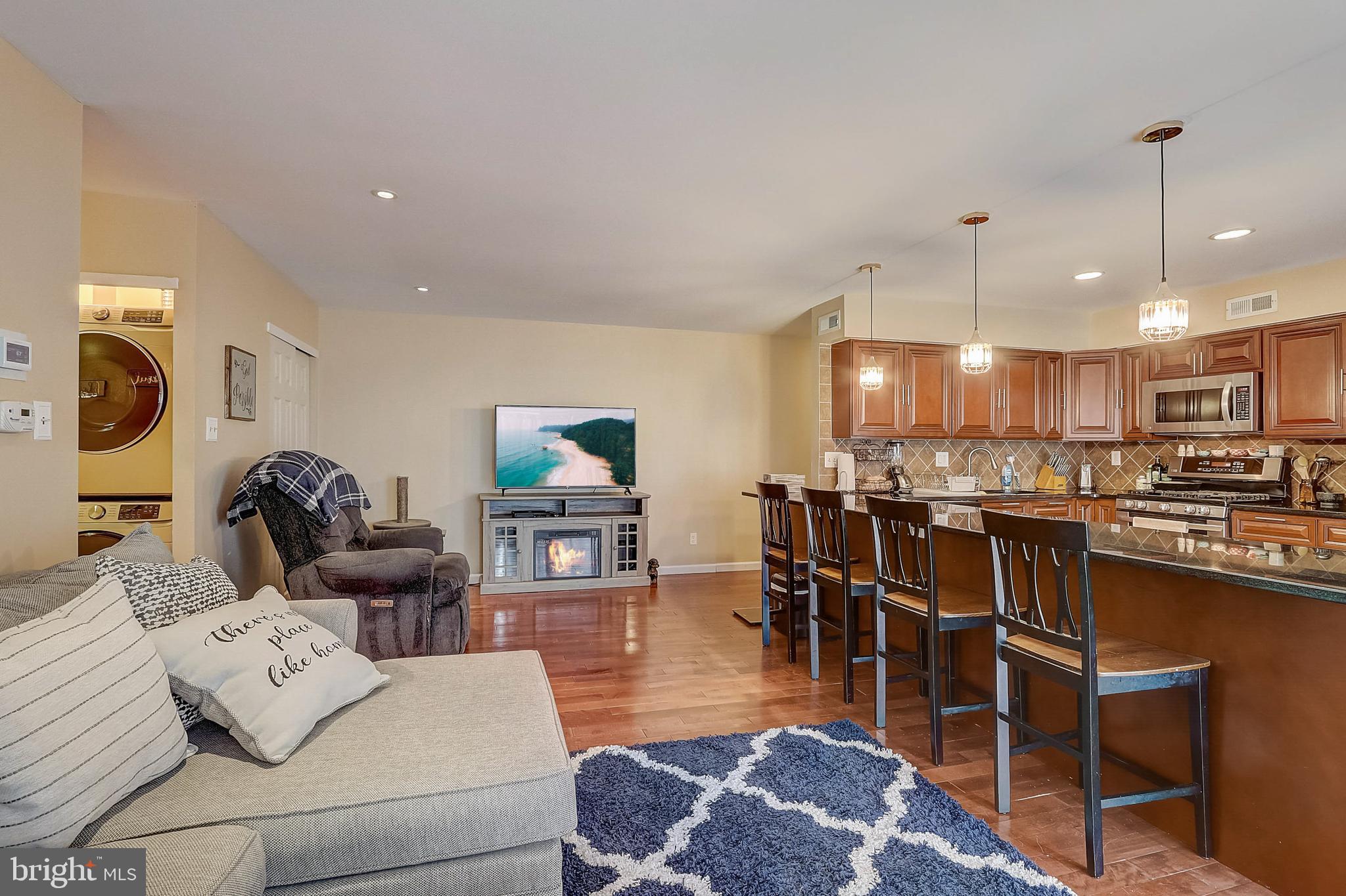 8960 Krewstown Road, Unit 316 Philadelphia, PA 19115 - Photo 3 of 25
