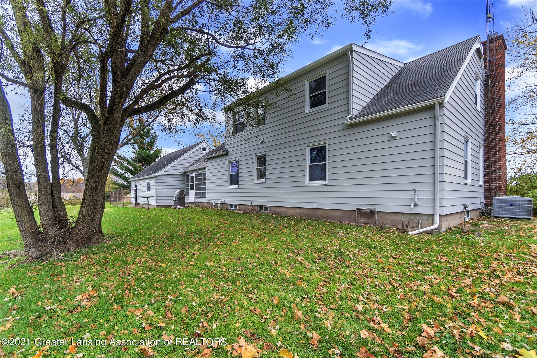 350 Stillman Road Mason, MI 48854 - Photo 44 of 65 46-350-Stillman-Rd-Mason-MI-48854-Window