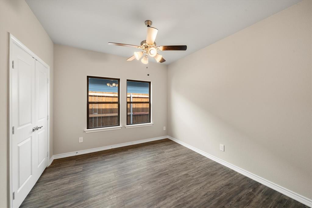 340 Preston Road Mabank, TX 75147 - Photo 12 of 17