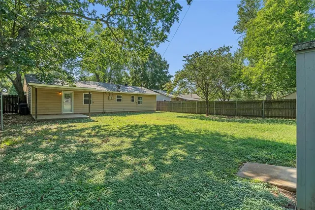 $255,000 | 815 Milam Drive, Euless, TX 76039