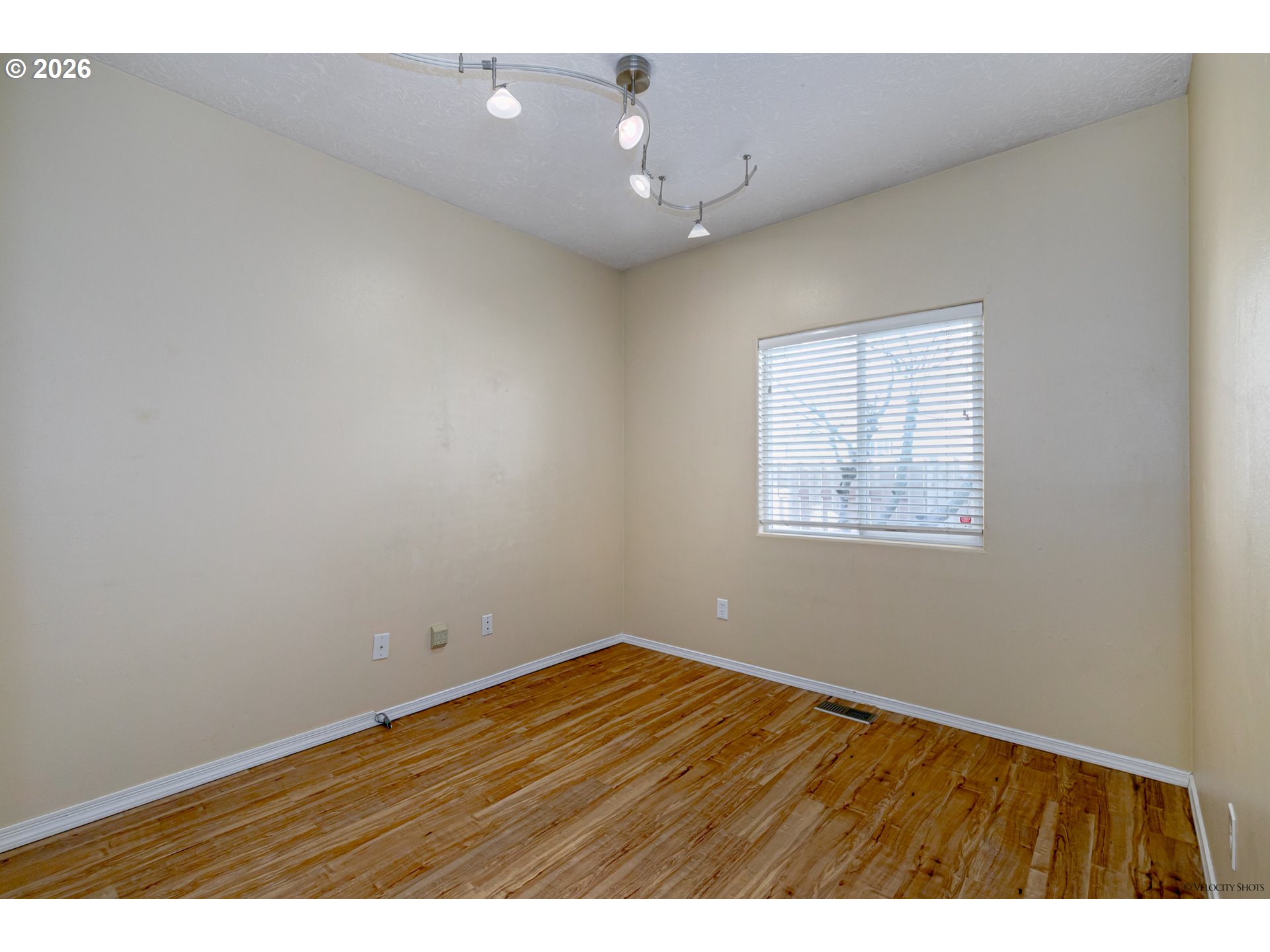 21315 Rose Lane Fairview, OR 97024 - Photo 26 of 45