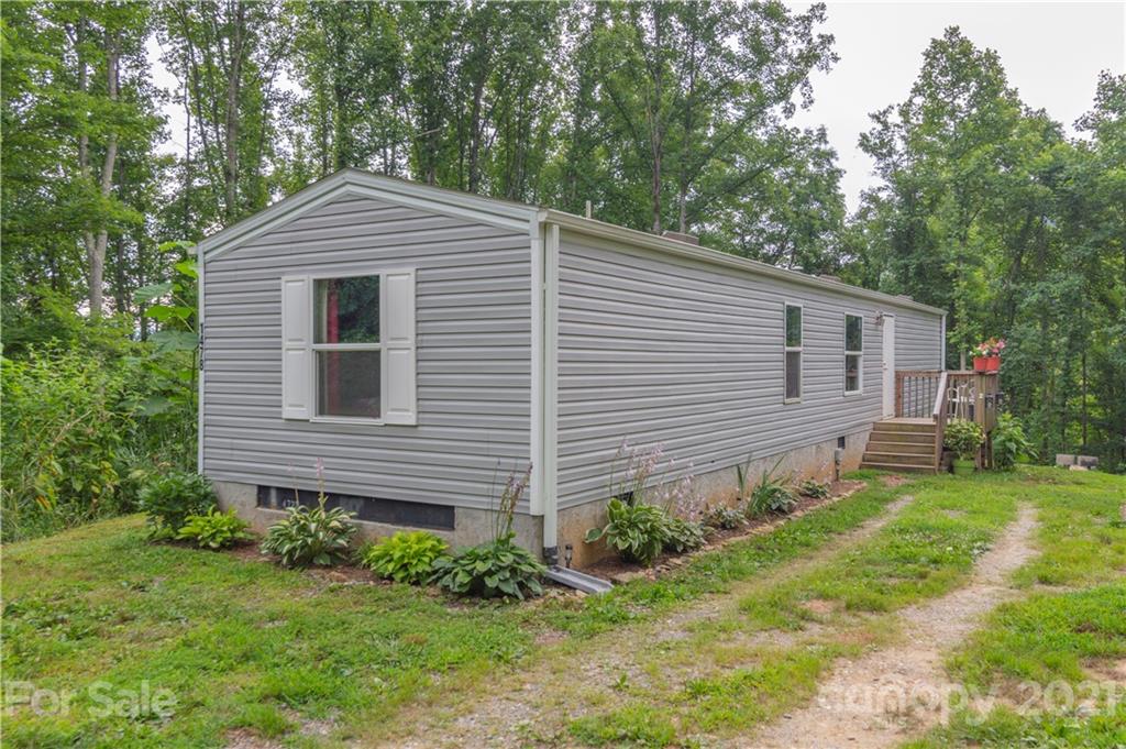 1478 Fisher Branch Road Marshall, NC 28753 - Photo 1 of 14 Gallery Image 1