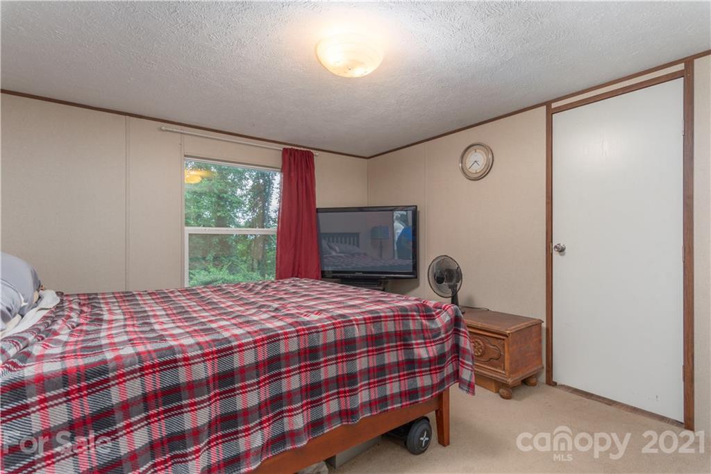 1478 Fisher Branch Road Marshall, NC 28753 - Photo 13 of 14 Gallery Image 13
