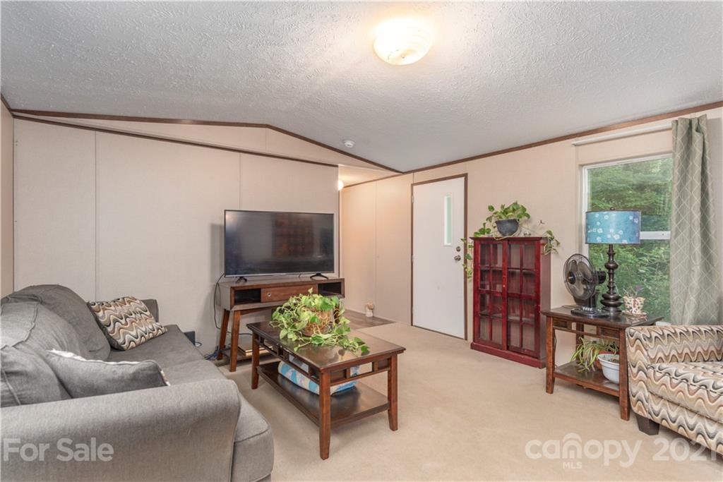 1478 Fisher Branch Road Marshall, NC 28753 - Photo 6 of 14 Gallery Image 6